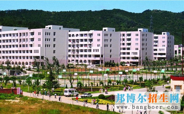 魯東大學94-95學生公寓7194
