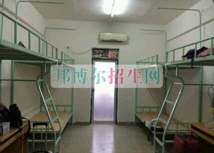 益陽醫(yī)學(xué)高等?？茖W(xué)校