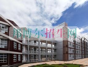 重慶旅游職業(yè)學院招生辦聯(lián)系電話