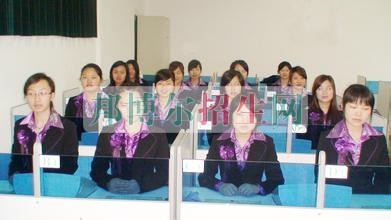 高中畢業(yè)學(xué)導(dǎo)游好嗎