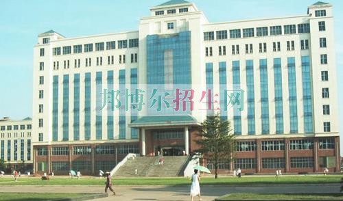 哪所計算機(jī)應(yīng)用技術(shù)學(xué)校好