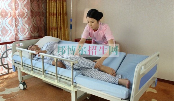 學(xué)護理哪個學(xué)校好