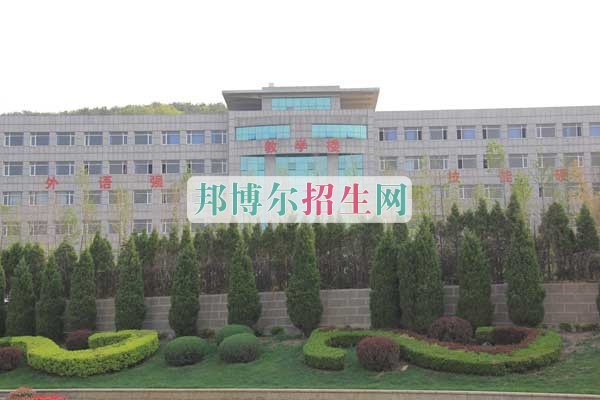 哪個大專學(xué)校的計(jì)算機(jī)信息管理好