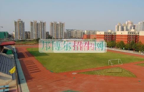 哪個學校有通信技術(shù)