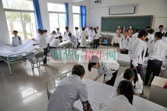哪個學(xué)校有高級護理
