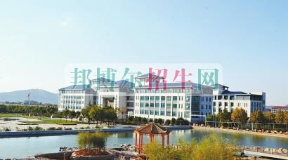哪個康復(fù)治療學(xué)校最好