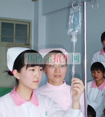 較好的涉外護理學(xué)校