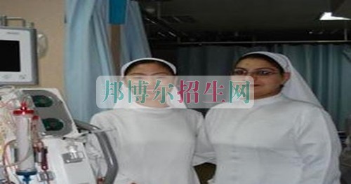 涉外護理學(xué)校哪個好
