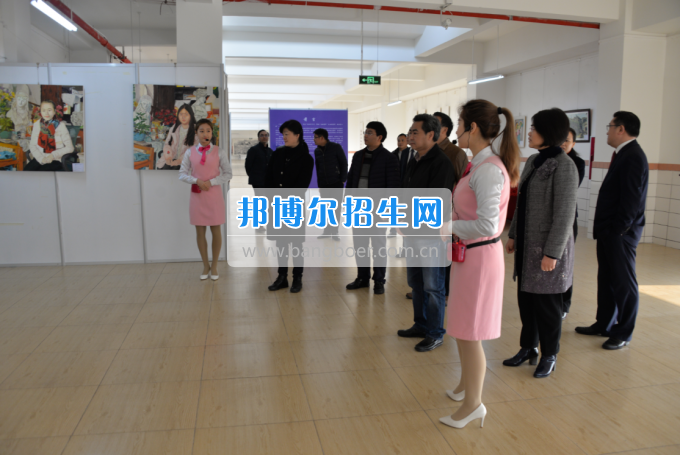 川南幼兒師范高等?？茖W(xué)校迎接隆昌縣創(chuàng)建第四屆省級文明城市測評組考評