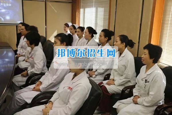 成都有哪些有美容技術(shù)學的大專院校