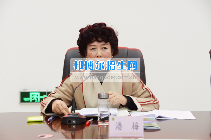 市委常委、宣傳部長(zhǎng)潘梅到川南幼兒師范高等專(zhuān)科學(xué)校調(diào)研思想政治工作