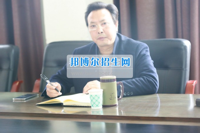 川北幼兒師范高等?？茖W(xué)校召開2017年度校內(nèi)項(xiàng)目經(jīng)費(fèi)預(yù)算布置會