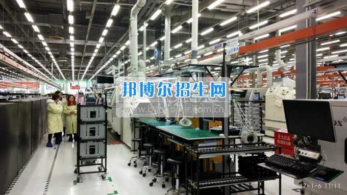 四川托普計算機職業(yè)學(xué)校就業(yè)辦和計算機系老師走訪星科金朋（上海）公司頂崗實習(xí)學(xué)生