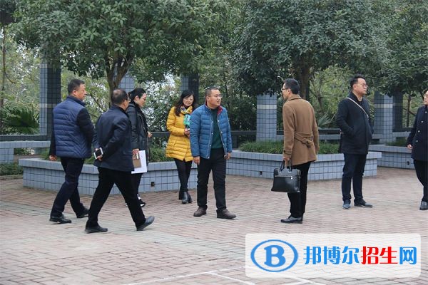 南充電子科技學校招生辦聯(lián)系電話