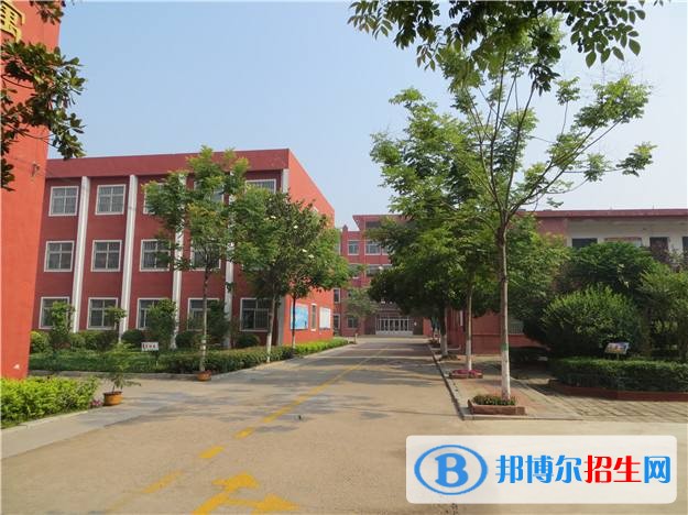 新疆巴音郭楞蒙古自治州衛(wèi)生學(xué)校網(wǎng)站網(wǎng)址