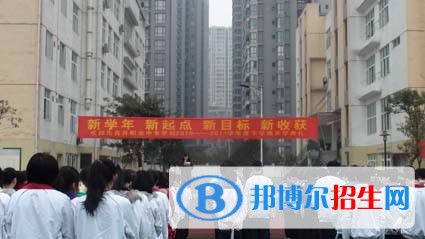 成都青蘇職業(yè)中專學(xué)校2018年報(bào)名條件、招生對(duì)象