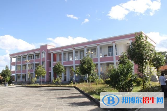 騰沖縣第一職業(yè)高級中學(xué)招生辦聯(lián)系電話