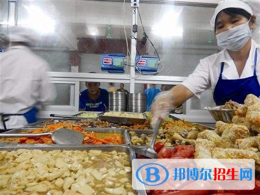 劍閣縣武連職業(yè)中學宿舍條件