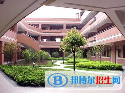 內(nèi)江第一職業(yè)中學2018年報名條件、招生對象