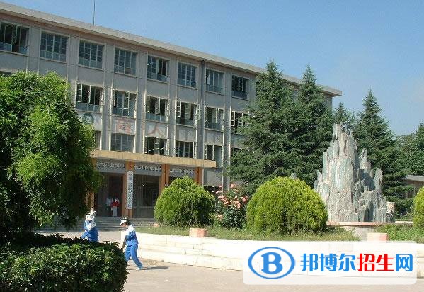 甘肅省機械工業(yè)學(xué)校