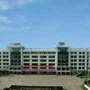 偏關(guān)縣育英職業(yè)中學