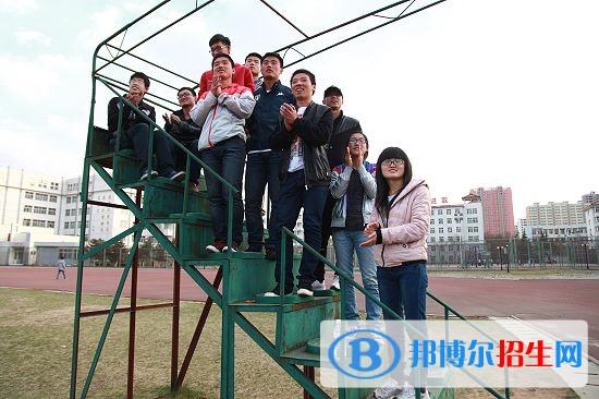 長治第八中學(xué)招生辦聯(lián)系電話