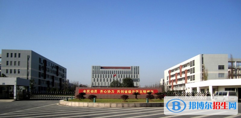 西南醫(yī)科大學附屬醫(yī)院衛(wèi)生學校有哪些專業(yè)