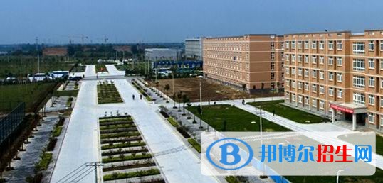西安航空學(xué)院?jiǎn)握袌?bào)名時(shí)間