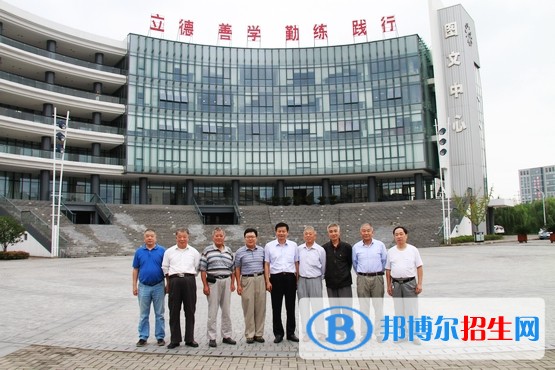 蘇州市技工學(xué)校招生辦聯(lián)系電話
