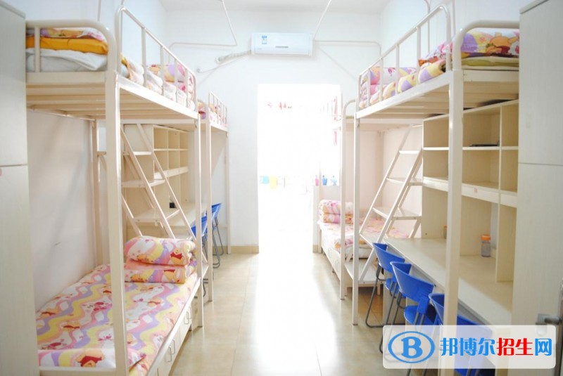 江蘇揚(yáng)州汽車(chē)技工學(xué)校住宿條件