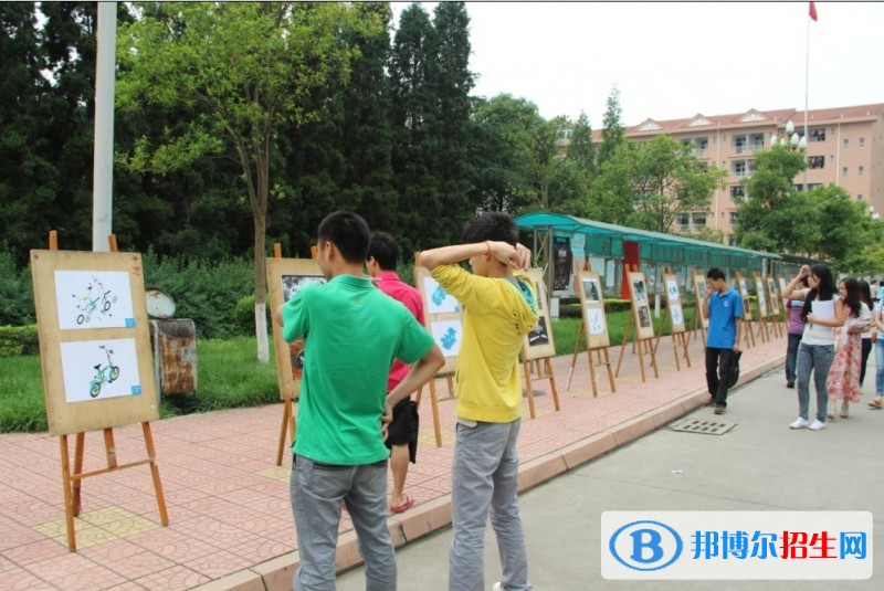 綿陽(yáng)讀中專學(xué)校需要什么條件