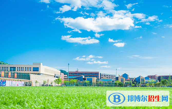 四川科技職業(yè)學(xué)院五年制大專2019年報(bào)名條件、招生對(duì)象