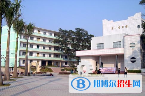 河北機電職業(yè)技術學院2019年單招錄取分數(shù)線