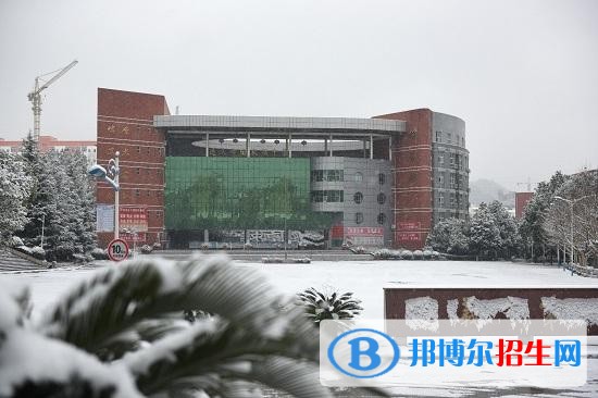 遵義初中畢業(yè)可以讀中專學校嗎