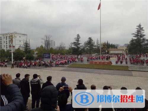 曲靖哪個中專學校比較好