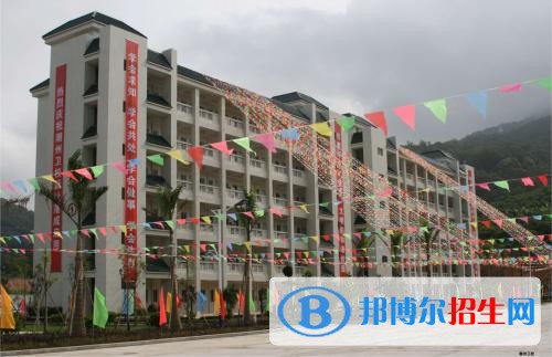 玉溪中專學校讀什么專業(yè)好