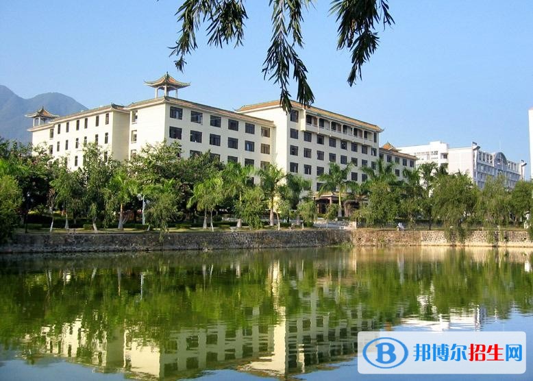 阜陽科技職業(yè)學(xué)院?jiǎn)握袌?bào)名時(shí)間