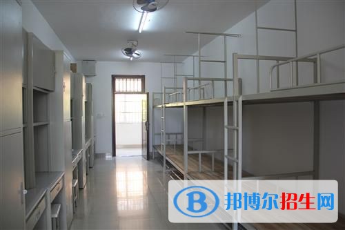 紅河高中畢業(yè)能上中專學(xué)校嗎
