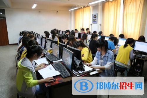 楚雄高中畢業(yè)上什么中專學(xué)校好