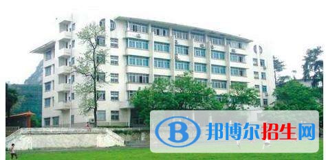 貴州交通職業(yè)技術(shù)學(xué)院五年制大專(zhuān)的學(xué)費(fèi)