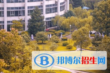 衢州職業(yè)技術(shù)學(xué)院單招報(bào)名時(shí)間