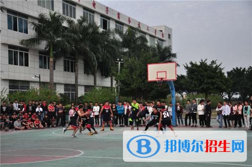 達(dá)州中專(zhuān)學(xué)校好還是職高好