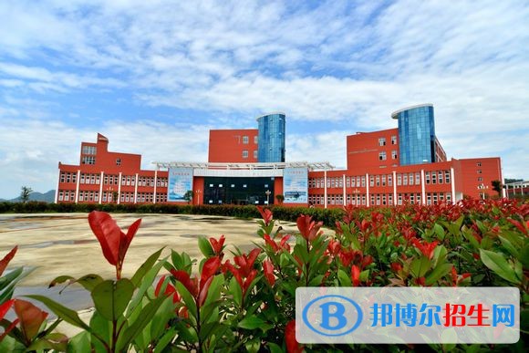 銅仁幼兒師范高等?？茖W(xué)校五年制大專2019年報(bào)名條件、招生對象