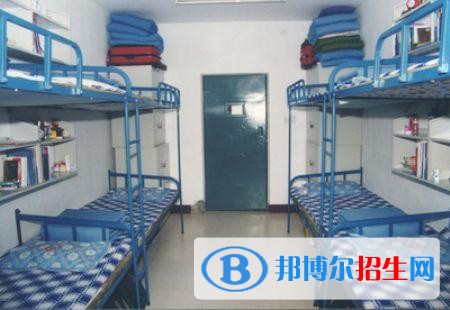 內(nèi)江高中女生畢業(yè)后讀什么中專學校好