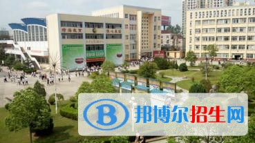 安徽綠海商務(wù)職業(yè)學(xué)院?jiǎn)握袌?bào)名時(shí)間