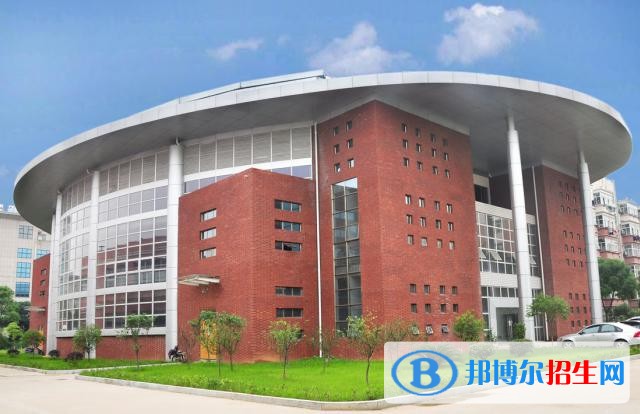 江西洪州職業(yè)學(xué)院?jiǎn)握泻?jiǎn)章