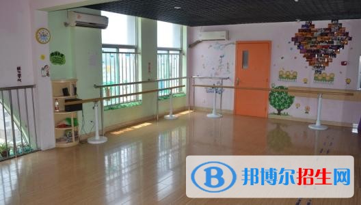 晉中藝術(shù)學(xué)校2019年報名條件、招生對象