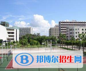 南充中專學(xué)校是大專嗎