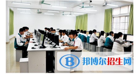 內(nèi)江什么是中專學(xué)校