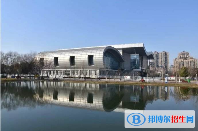 許昌職業(yè)技術(shù)學(xué)院?jiǎn)握泻?jiǎn)章